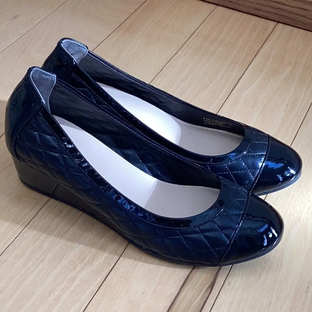 Cole Haan x Nike Air quilted black Wedge Shoes Cap Toe. Women’s size 7